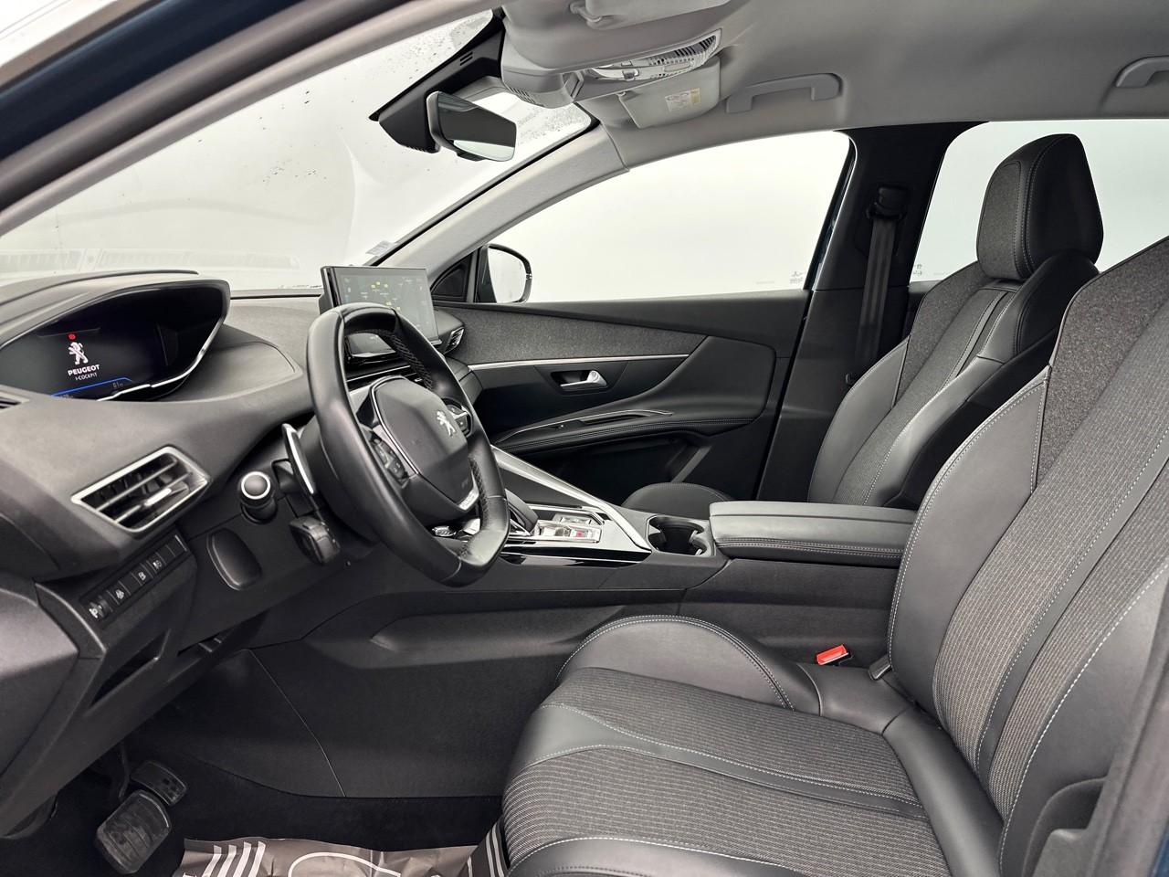 Peugeot 3008 hybrid 225 e-eat8 allure pack — photo 9