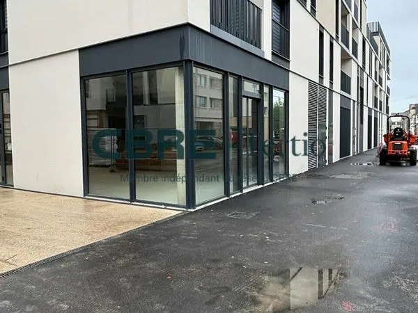 Local commercial 98 m² TOURS