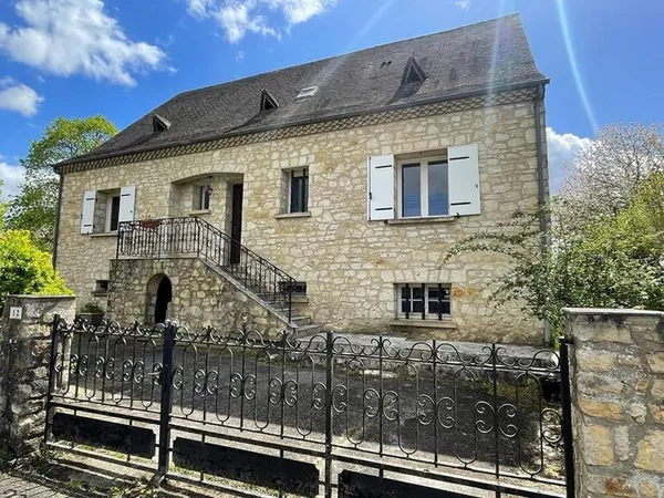 Maison 7 pièces 185 m²