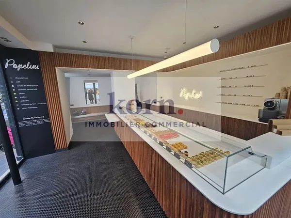 Local 64 m²