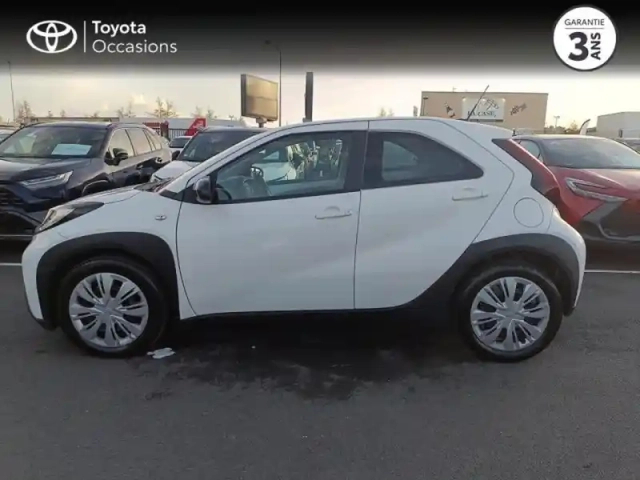 Toyota Aygo X 1.0 vvt-i 72ch dynamic my23 — photo 3