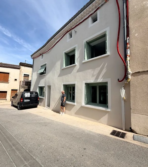 Photo 1