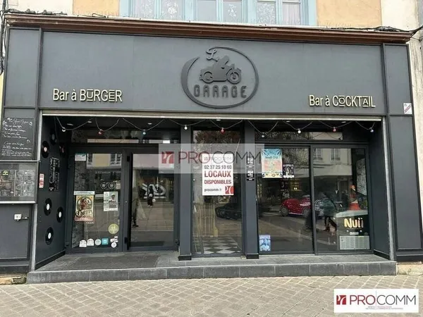 Local commercial 180 m²