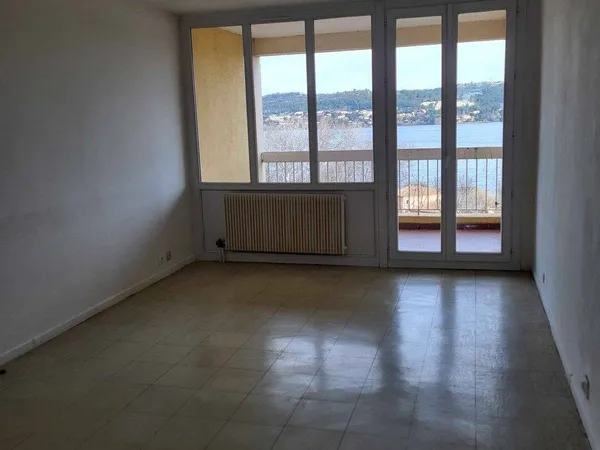 Appartement 6 pièces 100 m²
