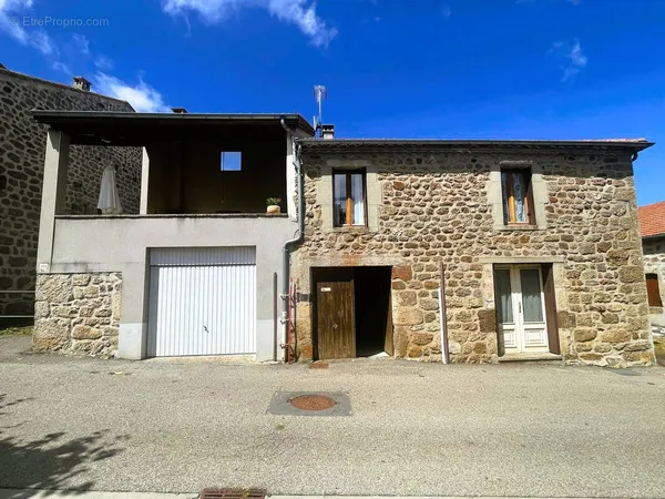 Jolie maison de village avec terrasse