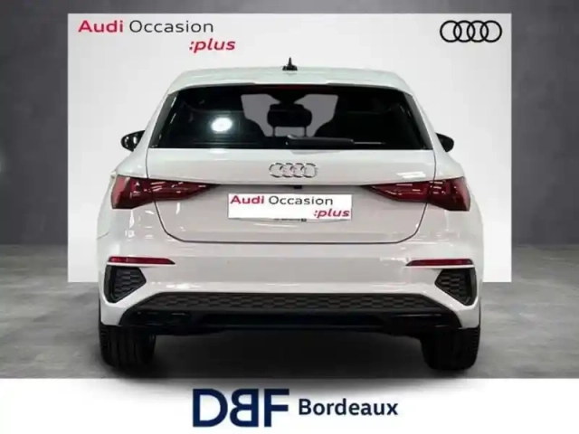 Audi A3 35 tdi 150 s tronic 7 s line — photo 4