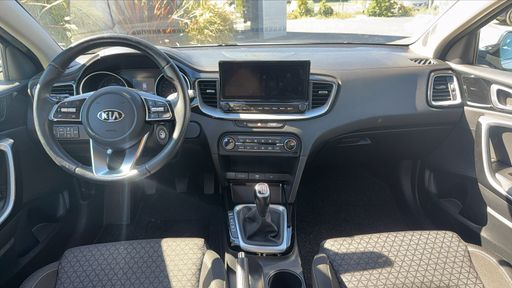 Kia Ceed 1.6 CRDi 136 - Active – 2021 – 61483 km – Diesel – Boîte Manuelle — photo 23