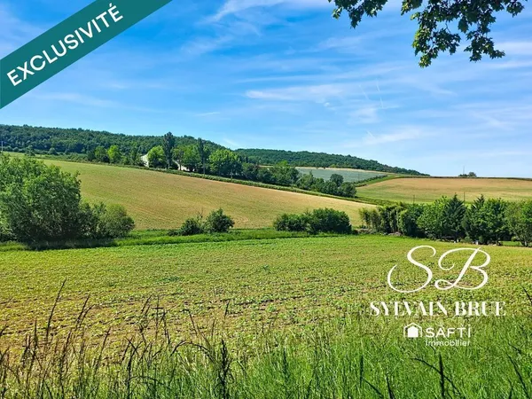 Terrain à bâtir, divisible avec ruisseau à Lauzerte