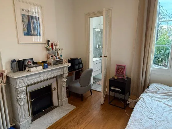 Chambre privée dans une magnifique maison bourgeoise