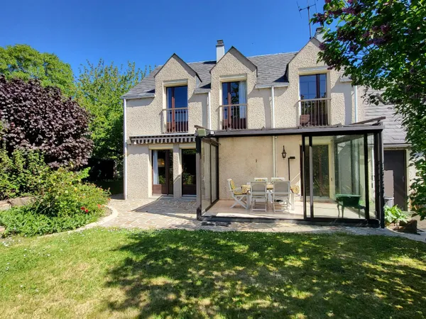 Maison - 5 pièces - 116m²