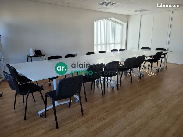 Bureaux 688 m² Saint-Herblain