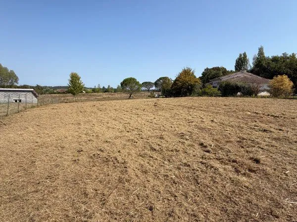 Terrain à bâtir