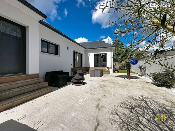 Maison 6 pièces 143 m²