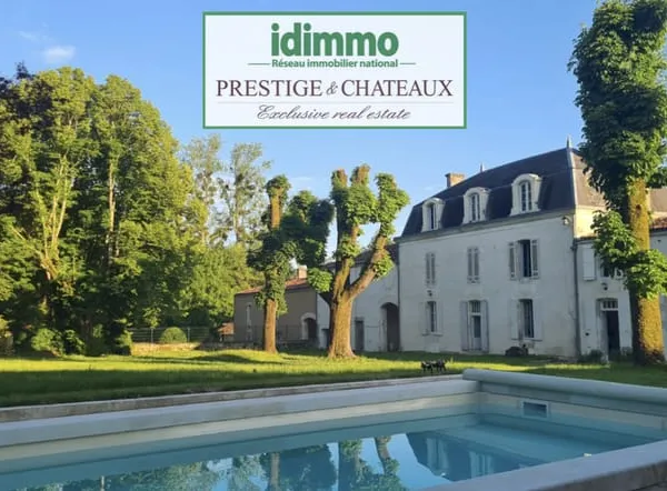 Logis charentais au cadre enchanteur