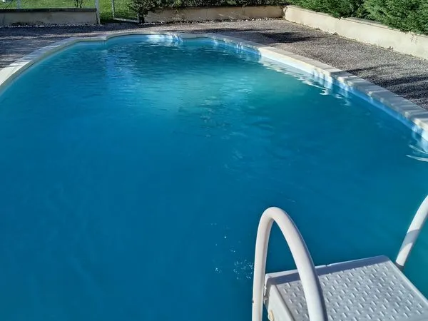 MAISON SANS TRAVAUX, PISCINE, DOUBLE GARAGE, PARC - 259000 Euro