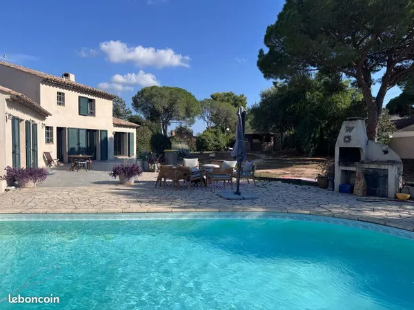 🏡 À VENDRE - BELLE MAISON FAMILIALE DE 160 m² AVEC PISCINE, JACUZZI ET GRAND TERRAIN