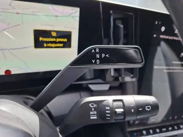 Renault Megane e-tech ev60 220 ch super charge — photo 142