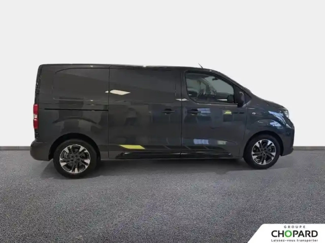 Opel Vivaro fgn sportive diesel 180 ch m automatique — photo 9