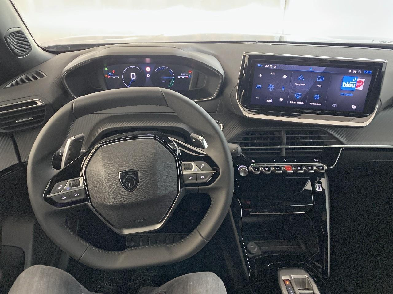Peugeot 2008 hybrid 145 ch e-dcs6 allure — photo 16