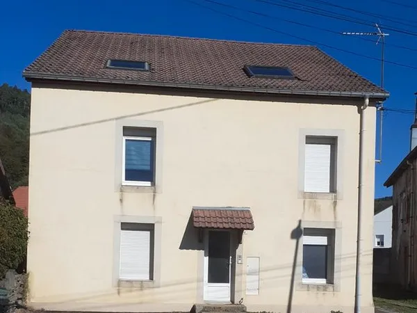 Apt duplex T2 à Eloyes