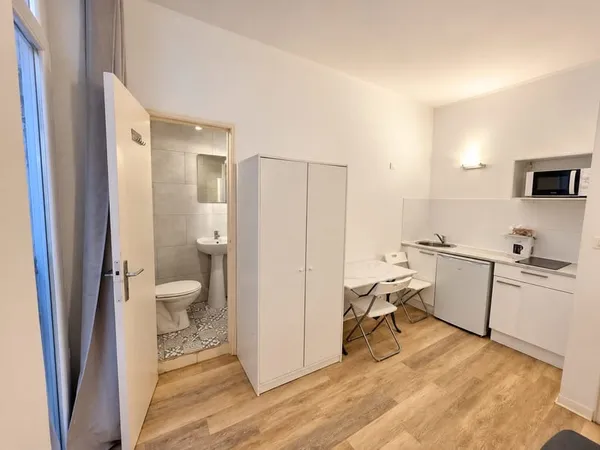 Rue Massena - Appartement composé de 5 studios idéalement situ
