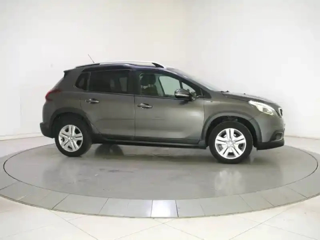 Peugeot 2008 puretech 110ch s&amp;s bvm6 — photo 25