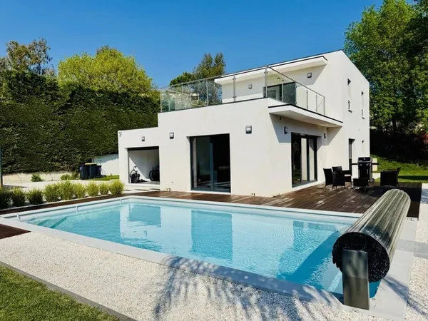Maison 5 pièces 140 m²