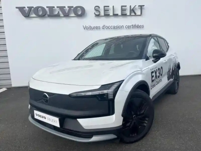 Volvo Ex30 cross country twin performance 428ch ultra — photo 1