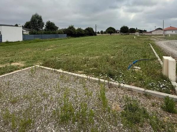 Terrain 521 m² Saint Sardos