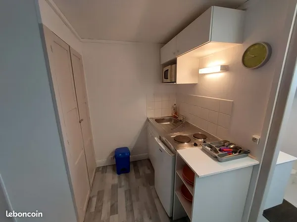 Studio meublé