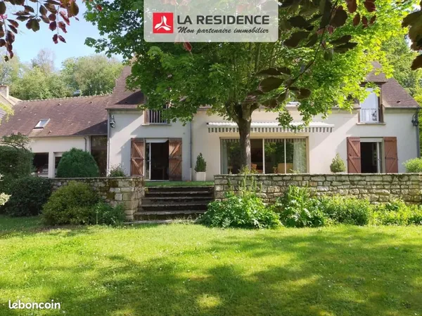 Maison 7 pièces 203 m²