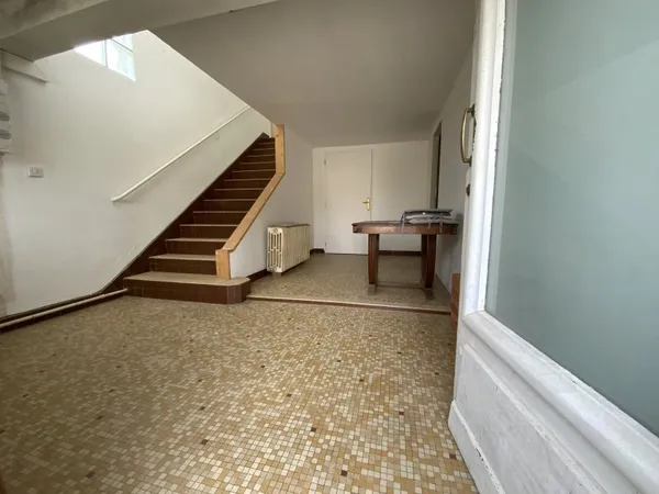 Maison 11 pièces 226 m²