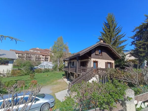 Maison 6 pièces 135 m²