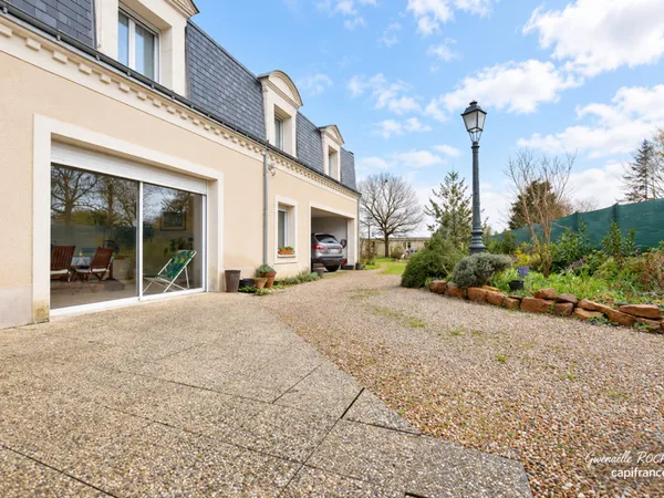 Dpt Maine et Loire (49), à vendre SEICHES SUR LE LOIR maison P8