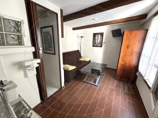 Charmant studio meublé idéalement situé en plein cœur de Paris