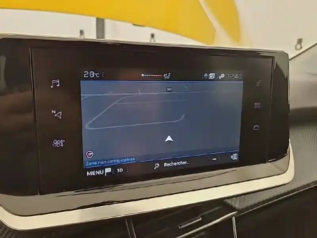 Peugeot 208 puretech 75 s&amp;s bvm5 — photo 15
