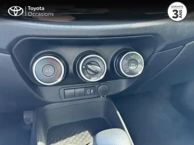 Toyota Aygo x 1.0 vvt-i 72ch dynamic s-cvt my24 — photo 15