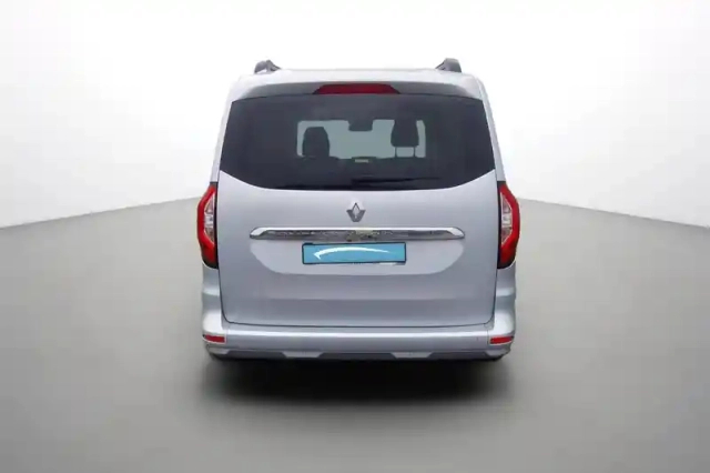 Renault Kangoo blue dci 115 — photo 14