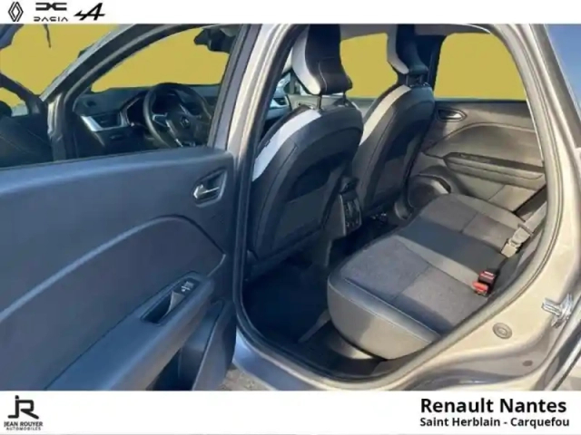 Renault Captur 1.0 tce 90ch techno — photo 4