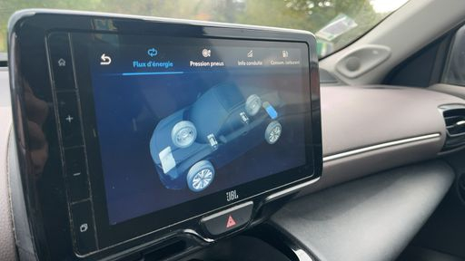 Toyota Yaris Cross 1.5 HSD 116 Hybrid 4WD E-CVT 92 - Collection – 2022 – 89403 km – Hybride essence – Boîte Robotisée — photo 19