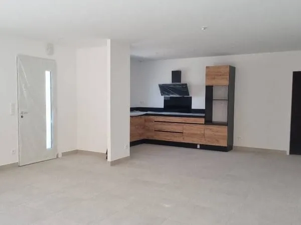 Maison de plain-pied 4 pièces 96 m²