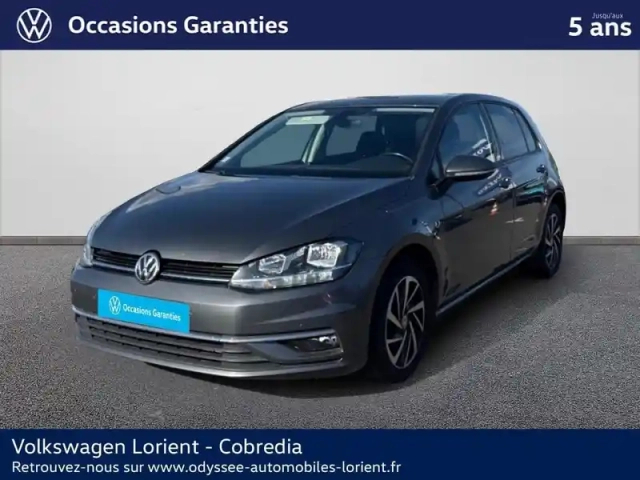 Volkswagen Golf 1.6 tdi 115ch fap connect 5p — photo 1
