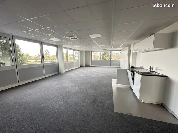 Bureaux 220 m² Blagnac
