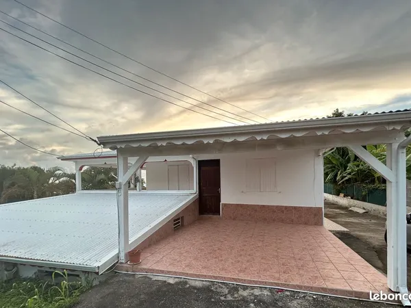Location haut de villa plein pied