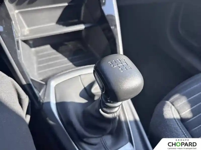 Peugeot 208 puretech 100 s&amp;s bvm6 — photo 14