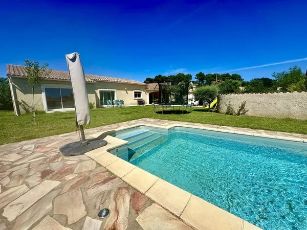Villa plain-pied 146 m2 avec piscine