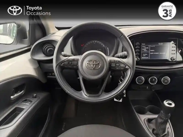 Toyota Aygo X 1.0 vvt-i 72ch dynamic my23 — photo 9