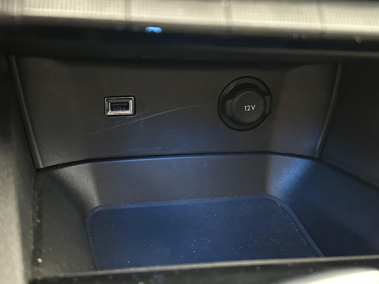 Peugeot 3008 hybrid 225 e-eat8 allure pack — photo 30