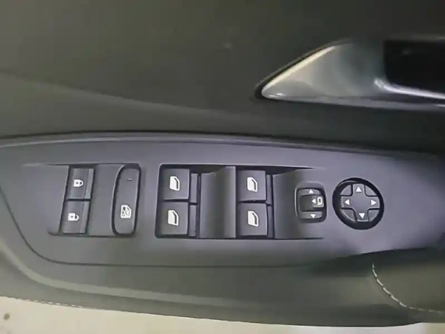 Peugeot 308 puretech 130ch s&amp;s eat8 — photo 71