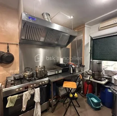 Local 1 pièce 25 m²